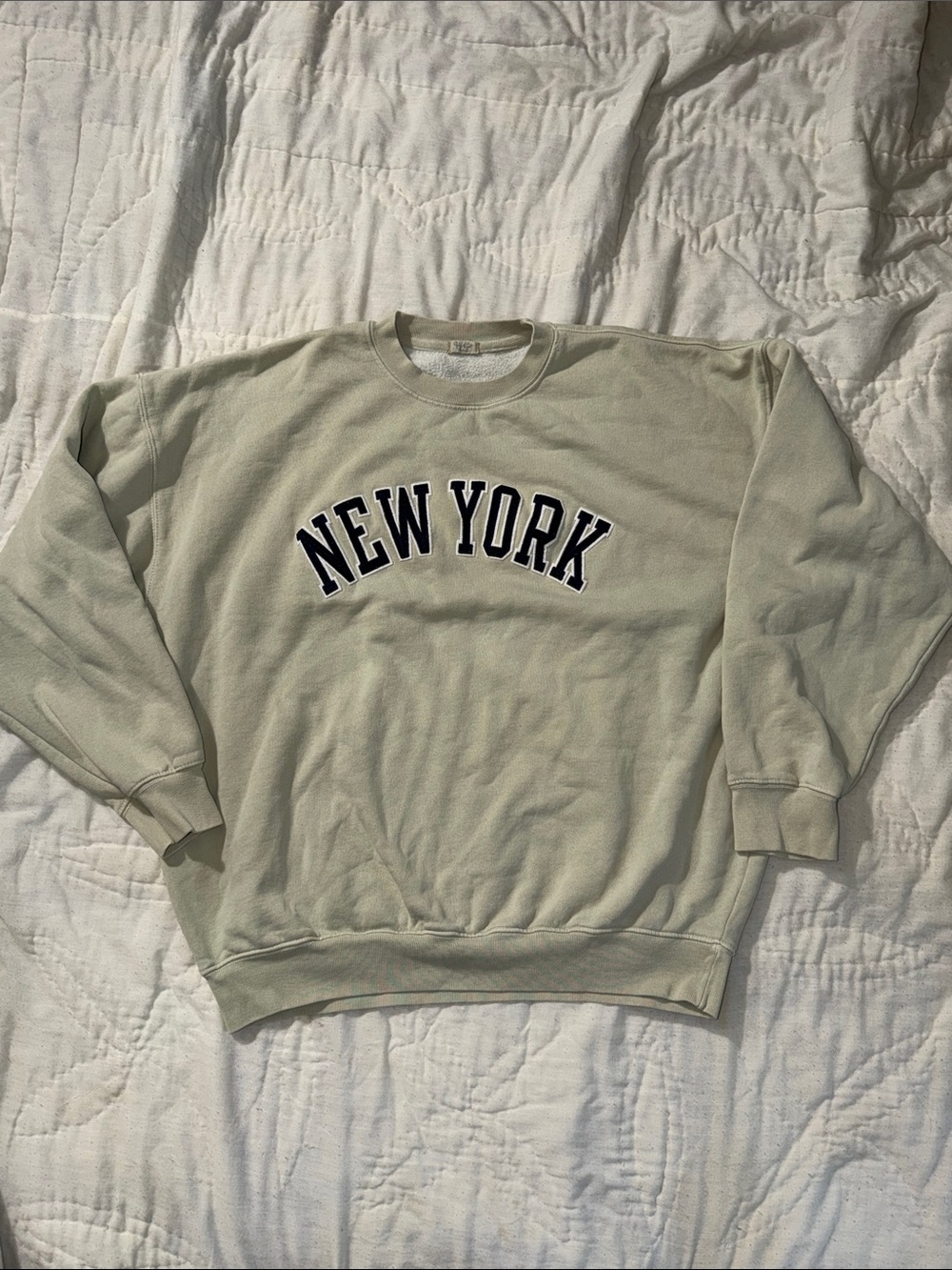 Brandy Melville John Galt New York Sweatshirt Tan Beige Applique Oversized OS